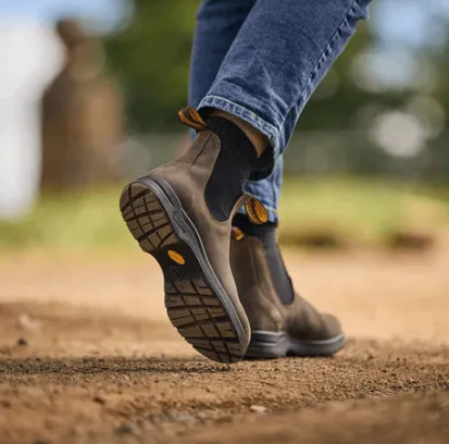 Blundstone 2056 All Terrain Series chelsea boot