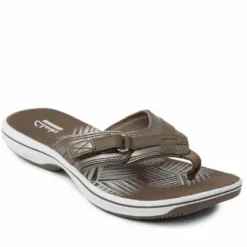 Clark's Breeze Sea Flip Flop - Lightweight & Supportive