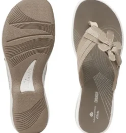 Clarks Brinkley Flora Women's Flip Flops