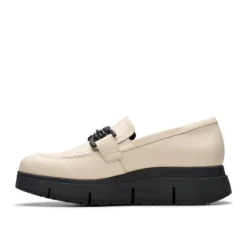 Clarks Loriini Izzy Cream Leather Loafers