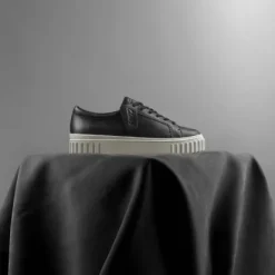Clarks Mayhill Walk Women's Sneaker