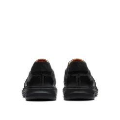 Clarks Men's Un Briley Step Black Leather Slip-On