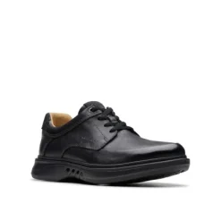 Clarks Un Briley Pace Leather Leather Moc Toe Shoe
