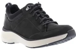 Clarks Women's Wave 2.0 Lace Walking Shoe