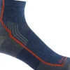 Darn Tough Hiker Quarter Midweight Sock