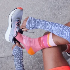 Darn Tough Women's Horizon Micro Crew Running Sock
