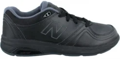 New Balance 813 Women's Leather Walking Shoe - Comfort & Support