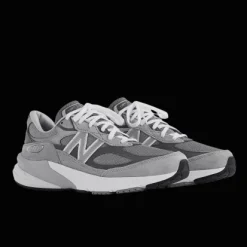 New Balance 990v6 - Premium Comfort & Style