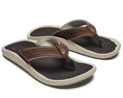 Olukai Ulele Men's Beach Sandals in Dark Wood - Canadian Footwear