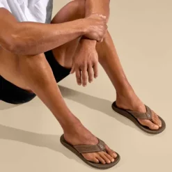 Olukai Ulele Men's Flip Flop Sandal