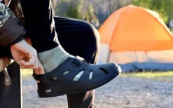 OOFOS Men's OOCandoo Sandal