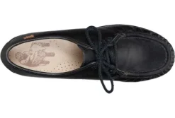 Siesta Lace Up