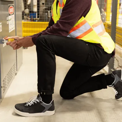 Terra Mullen Aluminum Toe Safety Work Shoe