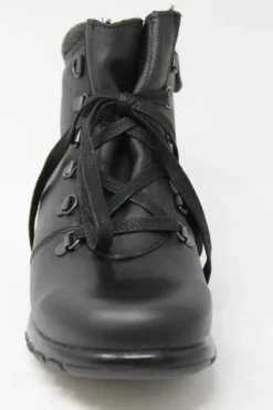 Toe Warmers Yukon Waterproof Leather Winter Boot