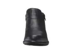 Women's stylish and comfortable Helm by Naot Bootie